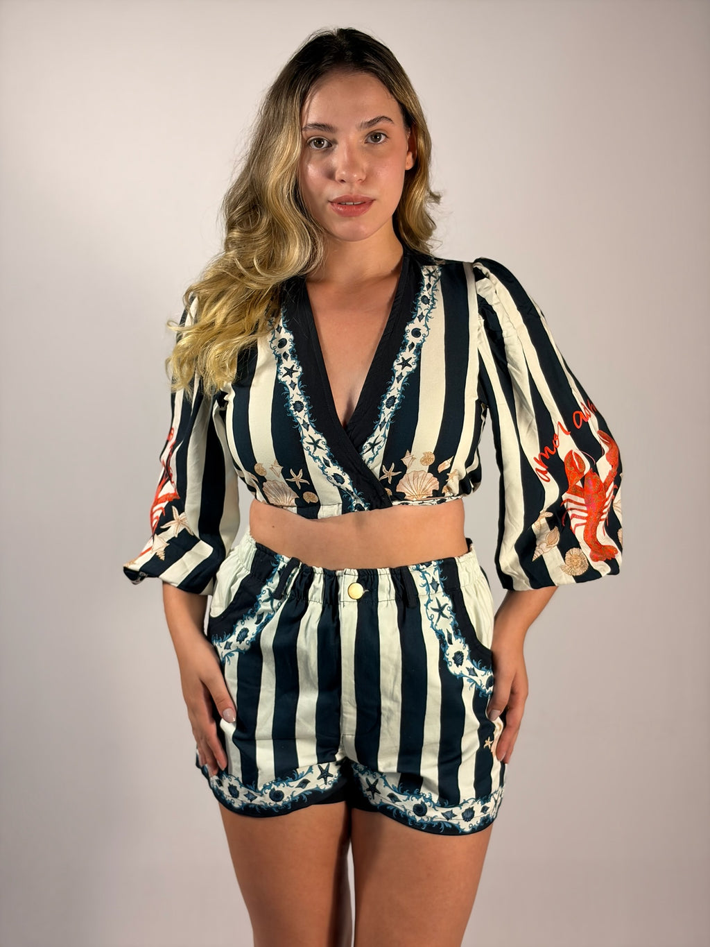 Blusa Cropped Amarração Frontal - Até logo, verão!