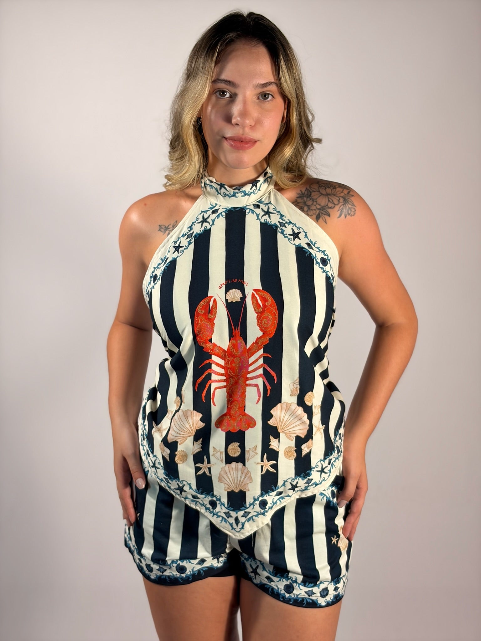 Blusa Listrada Frente e Verso - Até logo, verão!