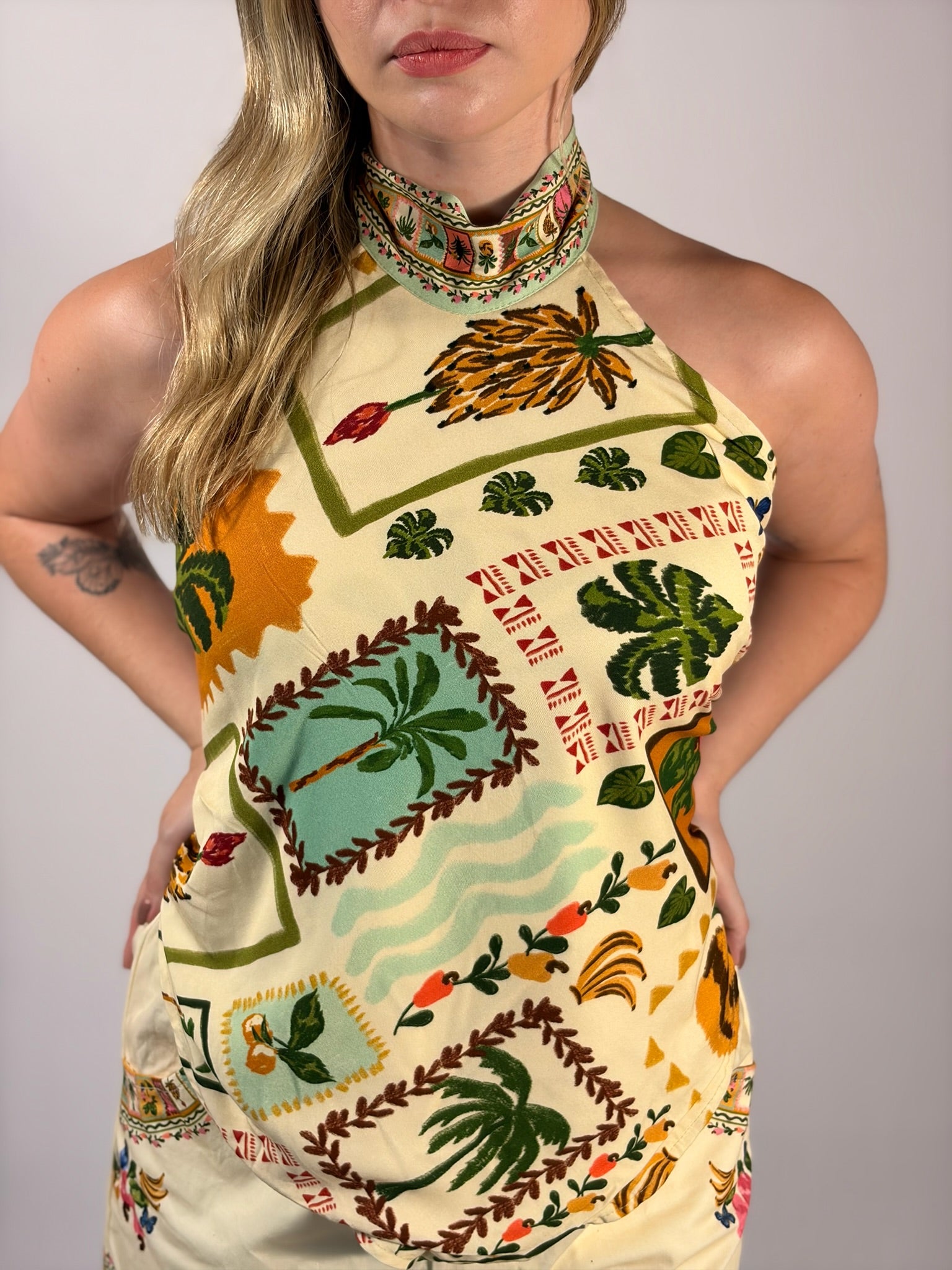 Blusa Floral Frente e Verso - Até logo, verão!