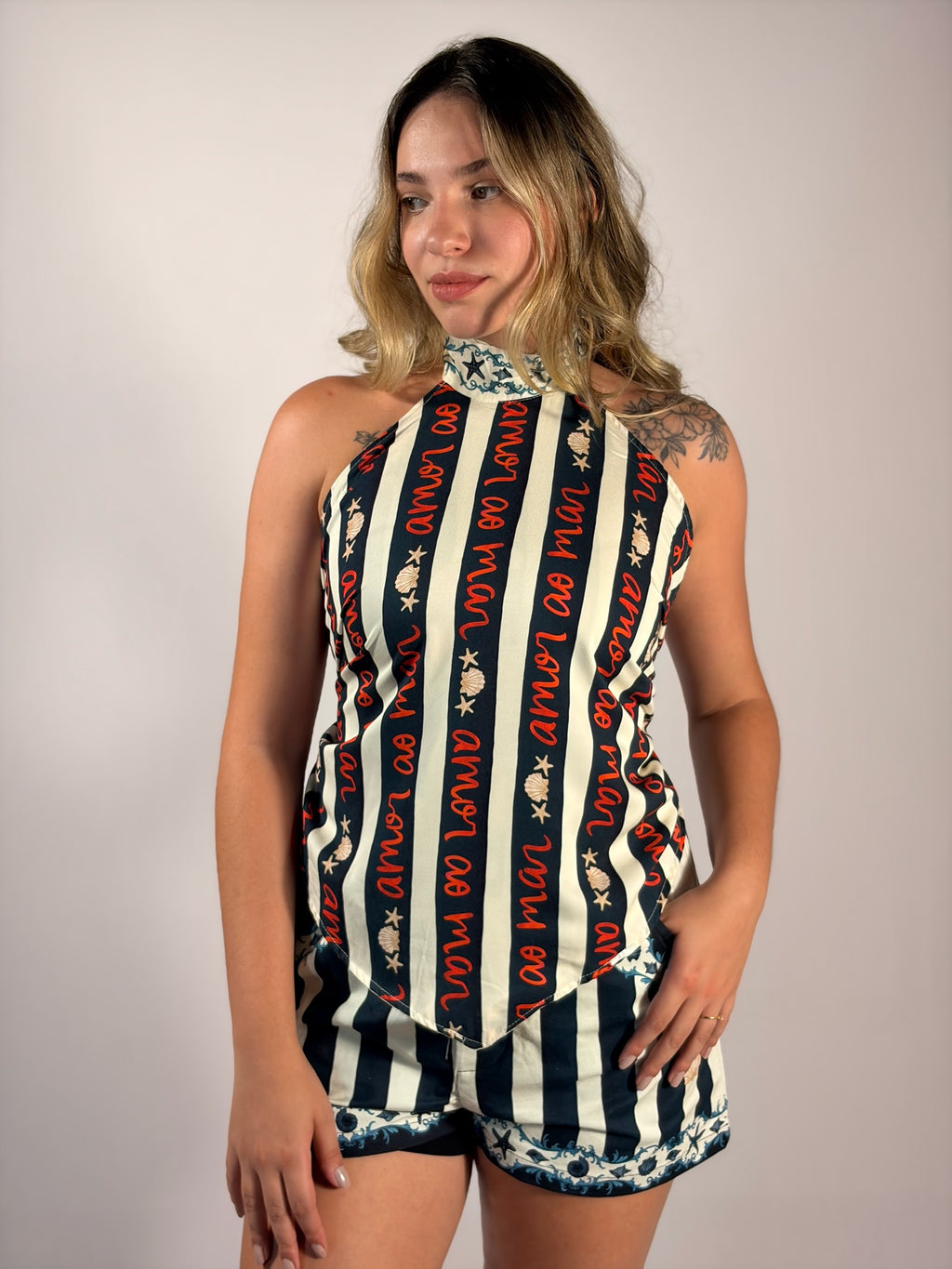Blusa Listrada Frente e Verso - Até logo, verão!