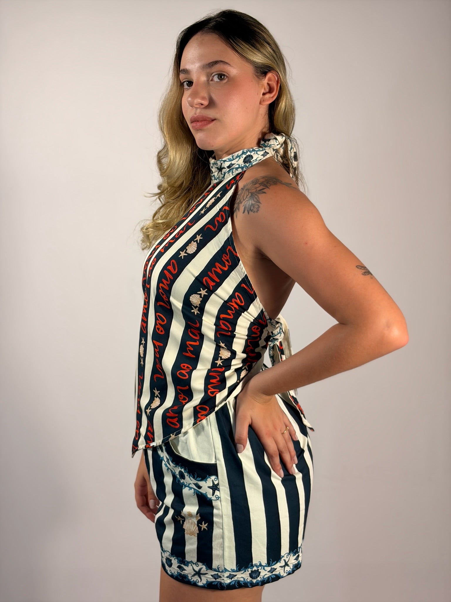 Blusa Listrada Frente e Verso - Até logo, verão!