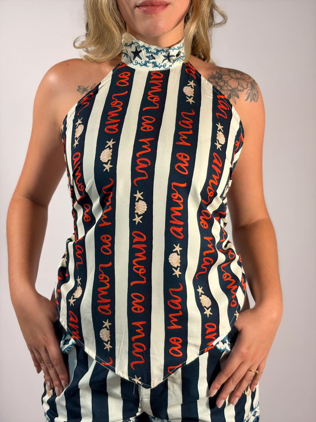 Blusa Listrada Frente e Verso - Até logo, verão!