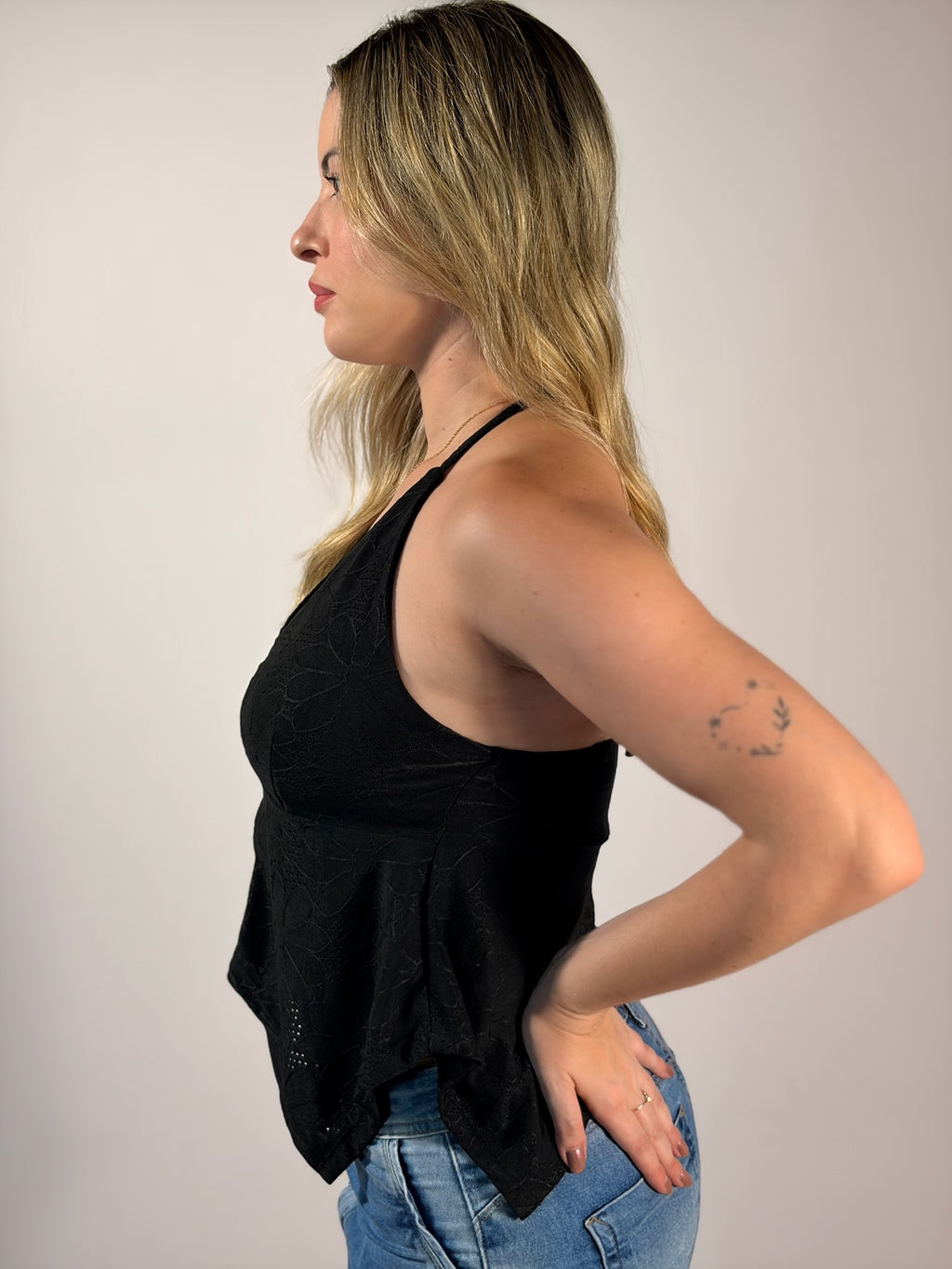 Blusa amarração basiquinha - Linha Basic