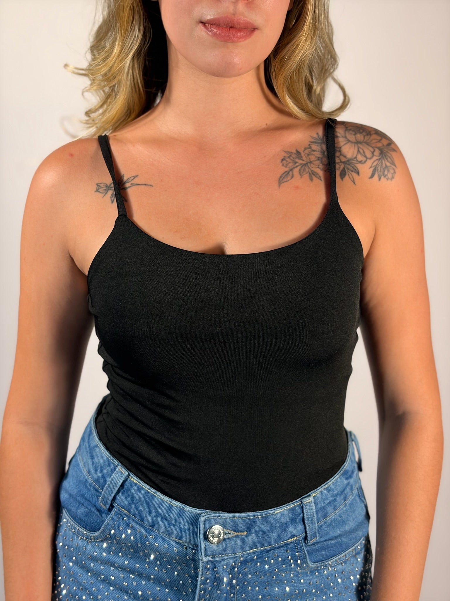 Regata basiquinha Preta - Linha Basic